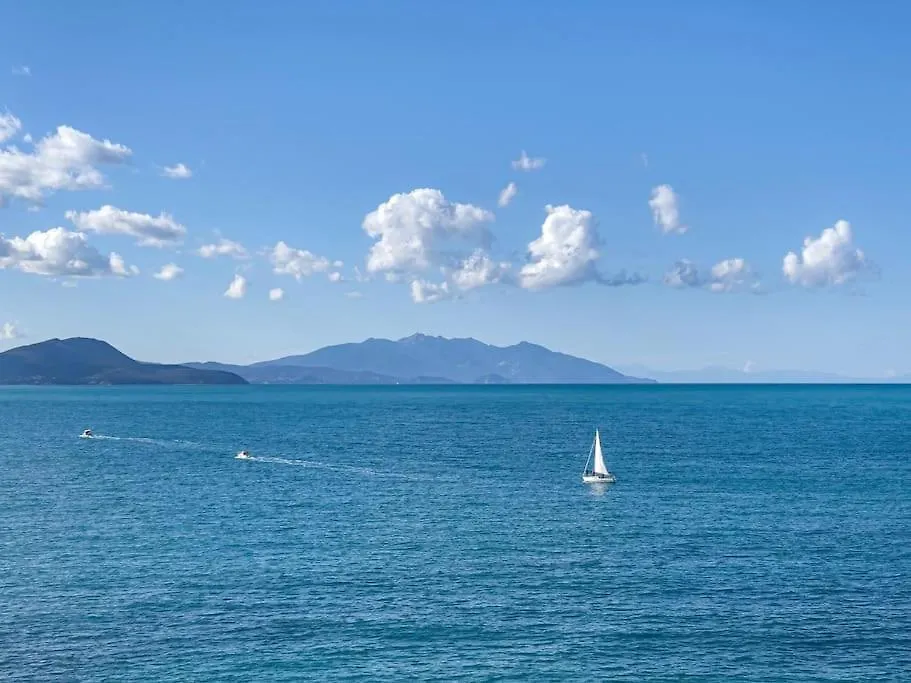 Apartment Appartamento Sirena A 2 Passi Dal Mare Piombino Italy